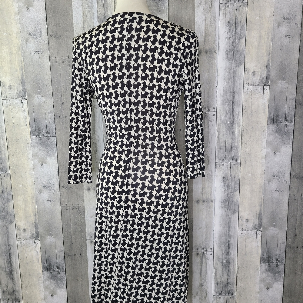Rena Lange Long Sleeve Dog Print Faux Wrap… - Picture 3 of 6